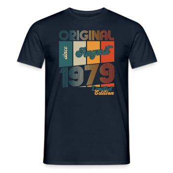 45e anniversaire Original août 1979 Né en 1979 - T-shirt homme - marine - Devant - AI Model Male 178 light (178cm)