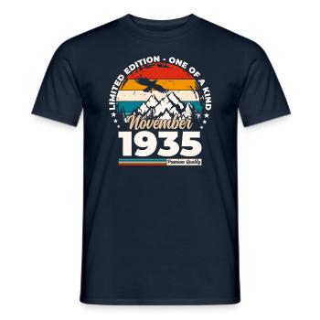 90e anniversaire Original novembre 1935 Volume 35 - T-shirt homme - marine - Devant - AI Model Male 178 light (178cm)