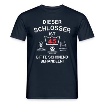 Dieser Schlosser ist 45. Schonend behandeln - Männer T-Shirt - Navy - Vorne - AI Model Male 178 light (178cm)