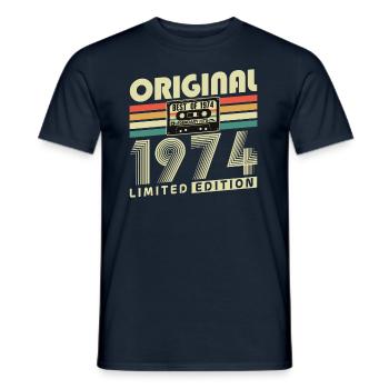 Original 1974 Jahrgang Geburtstag Geschenk Retro - Männer T-Shirt - Navy - Vorne - AI Model Male 178 light (178cm)