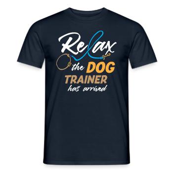 Relax The Dog Trainer Has Arrived Funny Dog - Männer T-Shirt - Navy - Vorne - AI Model Male 178 light (178cm)