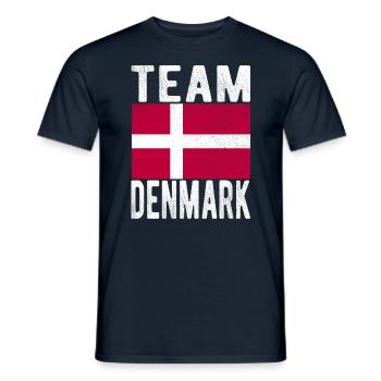 Drapeau du Danemark - T-shirt homme - marine - Devant - AI Model Male 178 light (178cm)