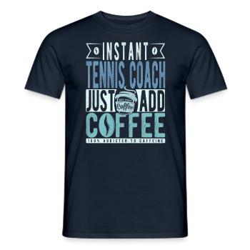 Café de l’entraîneur de tennis - T-shirt homme - marine - Devant - AI Model Male 178 light (178cm)