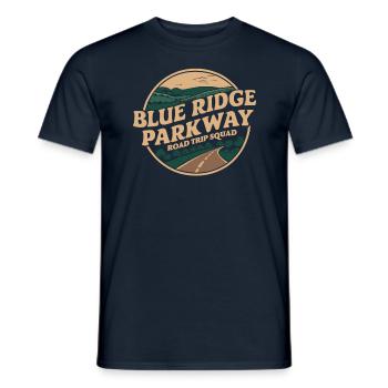 Blue Ridge Parkway Road Trip Squad Adventure - T-shirt homme - marine - Devant - AI Model Male 178 light (178cm)