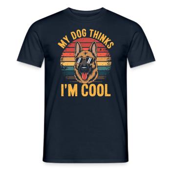 Berger allemand Mon chien pense que je suis cool - T-shirt homme - marine - Devant - AI Model Male 178 light (178cm)