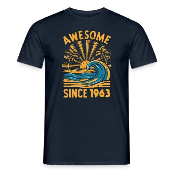 Awesome Since 1963 Geburtstag Strand - Männer T-Shirt - Navy - Vorne - AI Model Male 178 light (178cm)