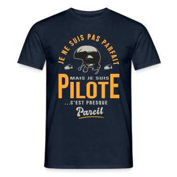 parfait pilote Hélicoptère Cadeau humour avion - T-shirt homme - marine - Devant - AI Model Male 178 light (178cm)