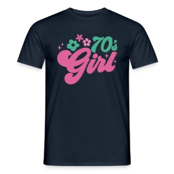 70er Jahre Mädchen 70s Girl Hippie - Männer T-Shirt - Navy - Vorne - AI Model Male 178 light (178cm)