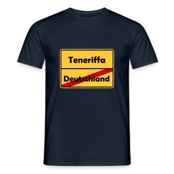 Schweden Urlaub/Auswanderung! Goodbye Deutschland! - Männer T-Shirt - Navy - Vorne - AI Model Male 178 light (178cm)