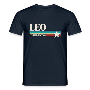Sternzeichen Löwe - Männer T-Shirt - Navy - Vorne - AI Model Male 178 light (178cm)
