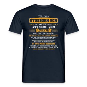 Ich bin ein hartnäckiger Sohn von Awesome Mom Funn - Männer T-Shirt - Navy - Vorne - AI Model Male 178 light (178cm)