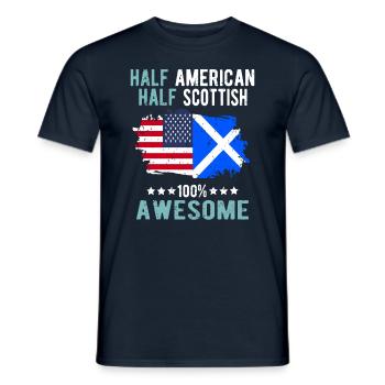 Halb Amerikaner Halb Schotte - Männer T-Shirt - Navy - Vorne - AI Model Male 178 light (178cm)