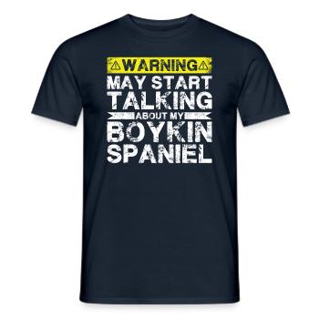 En parlant des épagneuls Boykin - T-shirt homme - marine - Devant - AI Model Male 178 light (178cm)