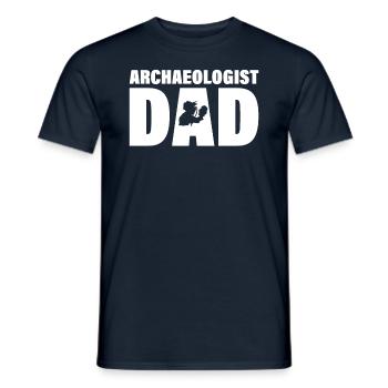 Job - Father of the archaeologist - Men's T-Shirt - navy - Front - AI Model Male 178 light (178cm)