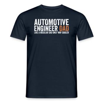 Papa - Kfz -Ingenieur - Männer T-Shirt - Navy - Vorne - AI Model Male 178 light (178cm)