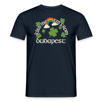 Küss mich - St. Patricks Day Budapest - Männer T-Shirt - Navy - Vorne - AI Model Male 178 light (178cm)