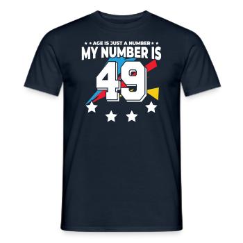 L’âge n’est qu’un chiffre – 49e anniversaire - T-shirt homme - marine - Devant - AI Model Male 178 light (178cm)