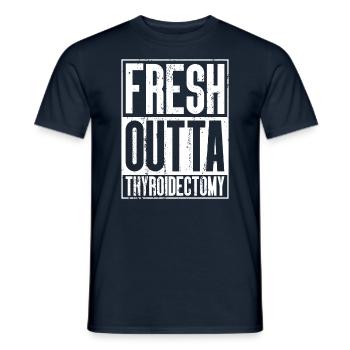 Frische Outta -Operation - Thyreoidektomie - Männer T-Shirt - Navy - Vorne - AI Model Male 178 light (178cm)