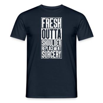 Fresh From The Outta - Remplacement de l’épaule - T-shirt homme - marine - Devant - AI Model Male 178 light (178cm)