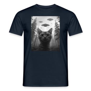 Chat - Alien Selfie Burmilla OVNI - T-shirt homme - marine - Devant - AI Model Male 178 light (178cm)