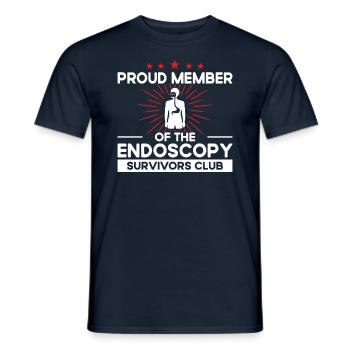 SensibilisSurvivors Club - Chirurgie endoscopique - T-shirt homme - marine - Devant - AI Model Male 178 light (178cm)