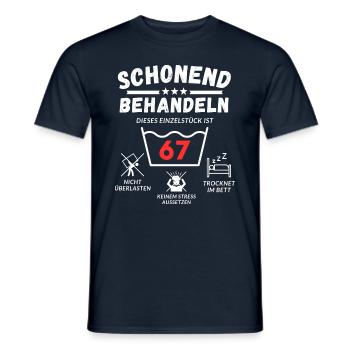 Schonend behandeln - dieses Einzelstück ist 67 - Männer T-Shirt - Navy - Vorne - AI Model Male 178 light (178cm)