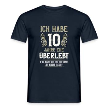 10 Jahre Verheiratet Rosenhochzeit Geschenk - Männer T-Shirt - Navy - Vorne - AI Model Male 178 light (178cm)