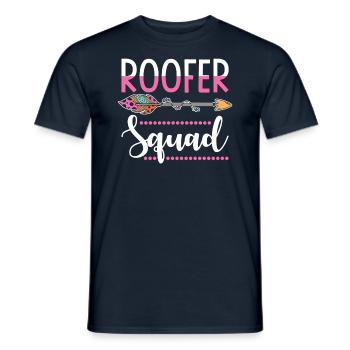 Dachdeckerin - Männer T-Shirt - Navy - Vorne - AI Model Male 178 light (178cm)