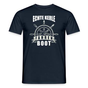 Boot Fahren - Männer T-Shirt - Navy - Vorne - AI Model Male 178 light (178cm)