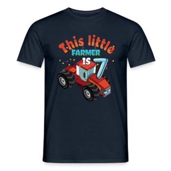 Birth Born Age 7 Years Old Little Farmer Tractor - Männer T-Shirt - Navy - Vorne - AI Model Male 178 light (178cm)