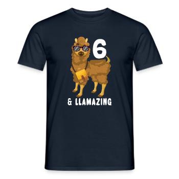 Kawaii Naissance Né Age 6 Ans Alpaga Llama - T-shirt homme - marine - Devant - AI Model Male 178 light (178cm)