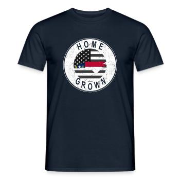 Land Map America US Flag Home Grown North Carolina - Männer T-Shirt - Navy - Vorne - AI Model Male 178 light (178cm)