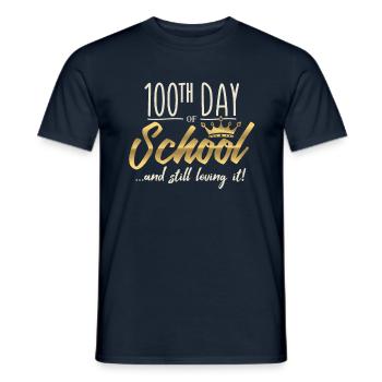Étudiant royal 100e jour aimant 100 jours d’école - T-shirt homme - marine - Devant - AI Model Male 178 light (178cm)