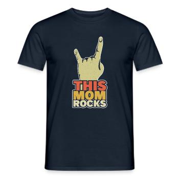 Cette maman berce rétro vintage Bonne fête des mères - T-shirt homme - marine - Devant - AI Model Male 178 light (178cm)