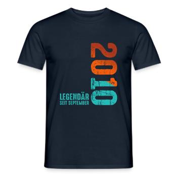 Septembre 2010 Légendaire depuis - T-shirt homme - marine - Devant - AI Model Male 178 light (178cm)