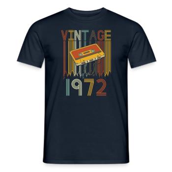Vintage 1972 Retro - Männer T-Shirt - Navy - Vorne - AI Model Male 178 light (178cm)