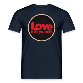 L’amour (c’est tout ce dont vous avez besoin) Œuvres d’art originales - T-shirt homme - marine - Devant - AI Model Male 178 light (178cm)