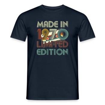 1970 Limited Edition - Männer T-Shirt - Navy - Vorne - AI Model Male 178 light (178cm)