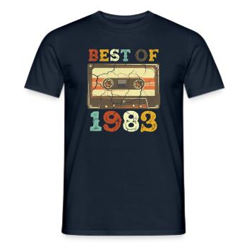 Best 1983 Cassette - Männer T-Shirt - Navy - Vorne - AI Model Male 178 light (178cm)