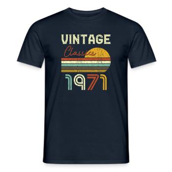 Vintage Classics 1971 - Männer T-Shirt - Navy - Vorne - AI Model Male 178 light (178cm)
