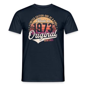 1973 Vintage Born Vintage Cadeau d’anniversaire - T-shirt homme - marine - Devant - AI Model Male 178 light (178cm)