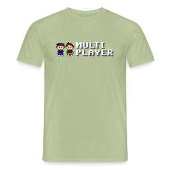 Logo multijoueur Two Guys - PAZI PRODUCTIONS - T-shirt homme - vert sauge - Devant - AI Model Male 178 light (178cm)