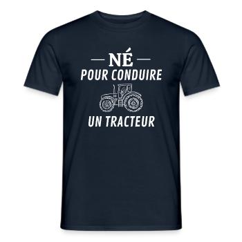 Né pour conduire un tracteur - T-shirt homme - marine - Devant - AI Model Male 178 light (178cm)