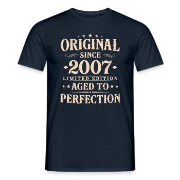 Original since 2007 Vintage Birthday Gift - Men's T-Shirt - navy - Front - AI Model Male 178 light (178cm)