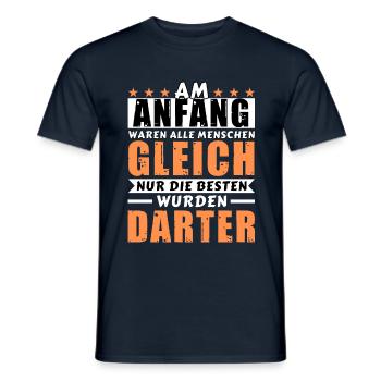 Am Anfang waren alle gleich - Darter Edition - Männer T-Shirt - Navy - Vorne - AI Model Male 178 light (178cm)