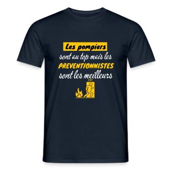 Pompiers spécialistes prévention humour pompier - T-shirt homme - marine - Devant - AI Model Male 178 light (178cm)