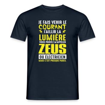 Idée cadeau papa humour fête des pères électricien - T-shirt homme - marine - Devant - AI Model Male 178 light (178cm)