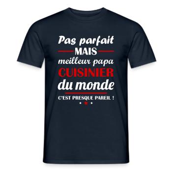 Pas parfait mais meilleur papa cuisinier du monde - T-shirt homme - marine - Devant - AI Model Male 178 light (178cm)