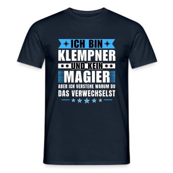 Ich bin Klempner und kein Magier - Männer T-Shirt - Navy - Vorne - AI Model Male 178 light (178cm)