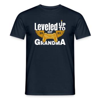 Mise à niveau jusqu’à grand-mère 2023 - T-shirt homme - marine - Devant - AI Model Male 178 light (178cm)